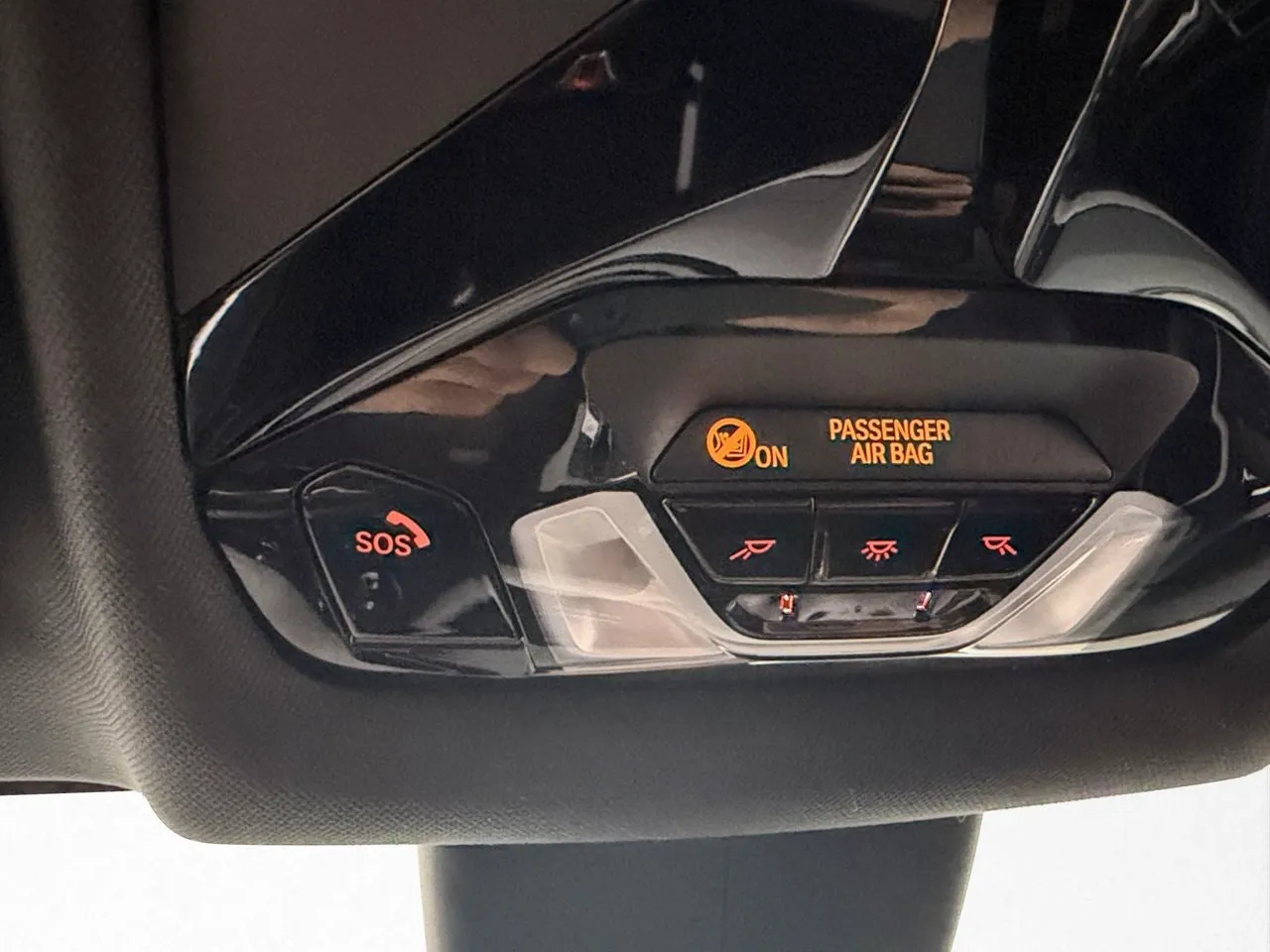 Vehicle image 27