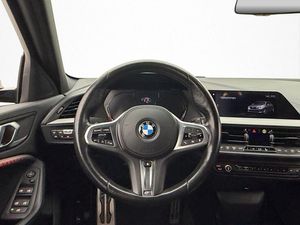 BMW 118 bild 11