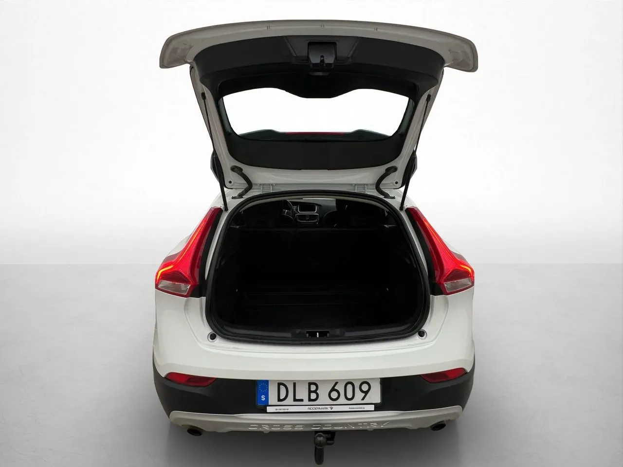Vehicle image 23