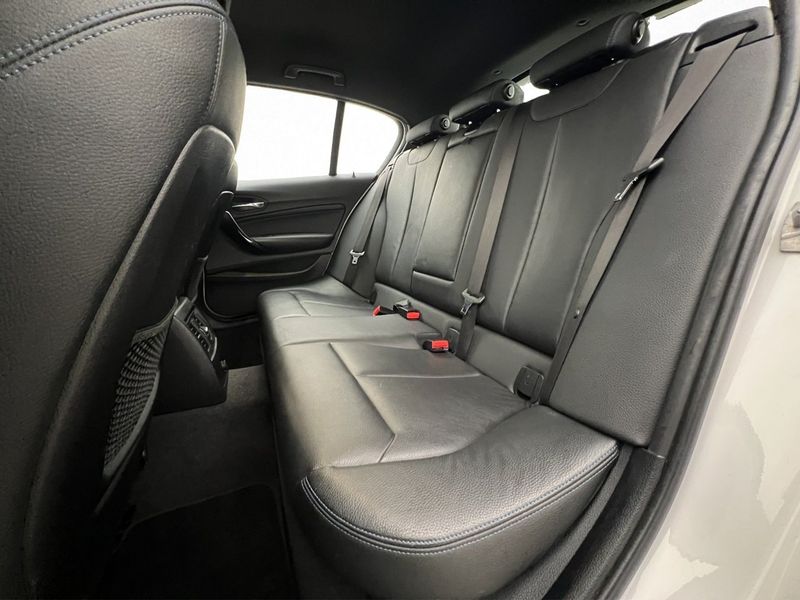 BMW 120 bild 23