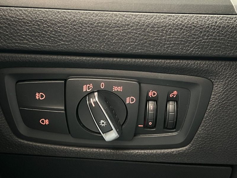 BMW 120 bild 26