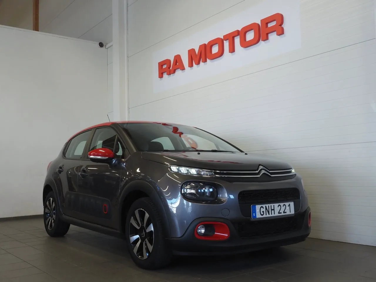 Vehicle image 2
