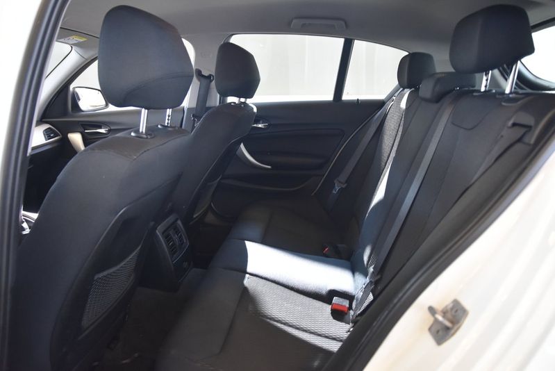 BMW 116 bild 13