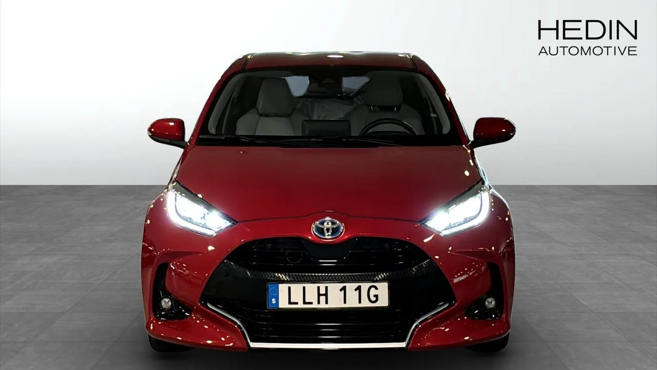 Vehicle image 7