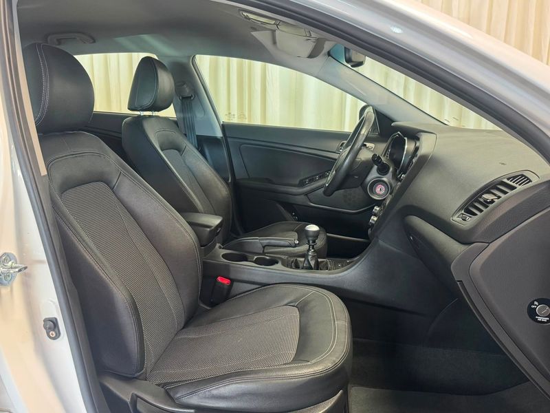 Kia Optima bild 11