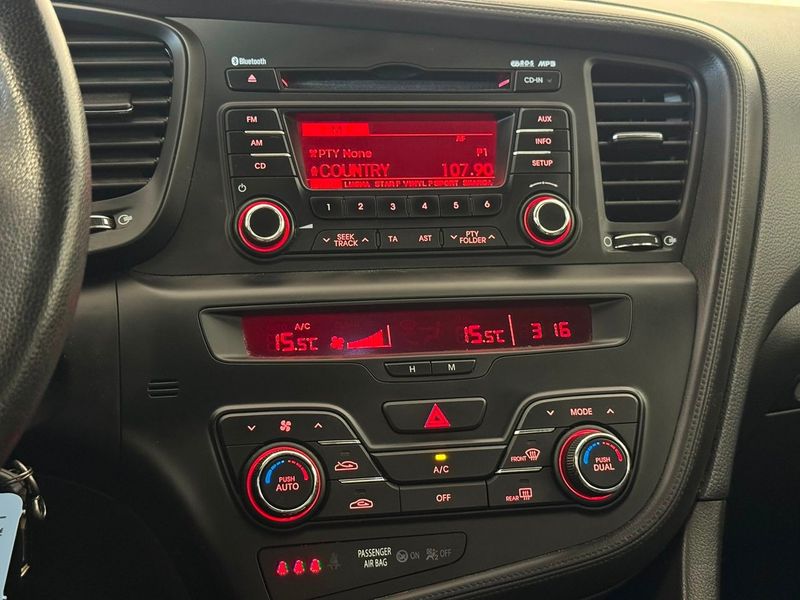 Kia Optima bild 18