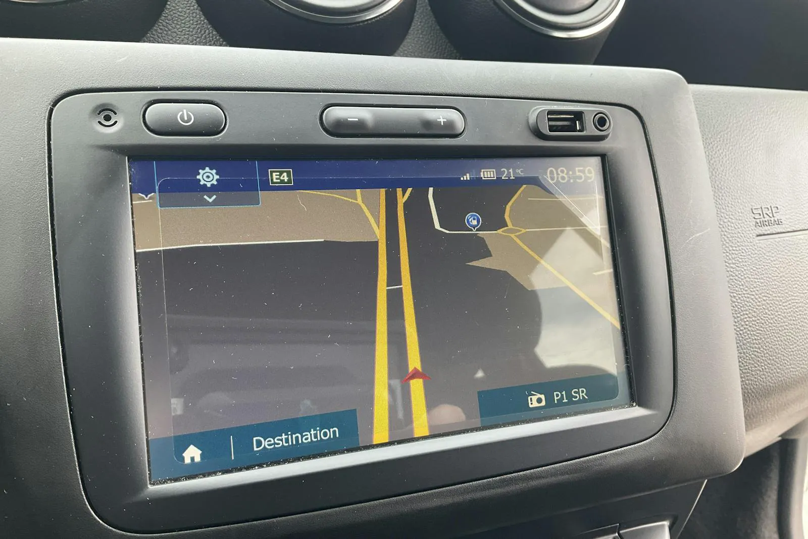Vehicle image 10