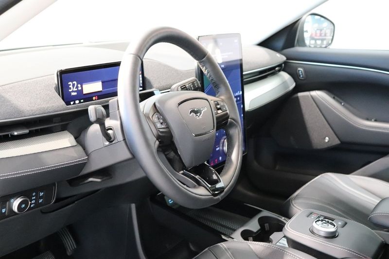 Ford Mustang Mach-E bild 13