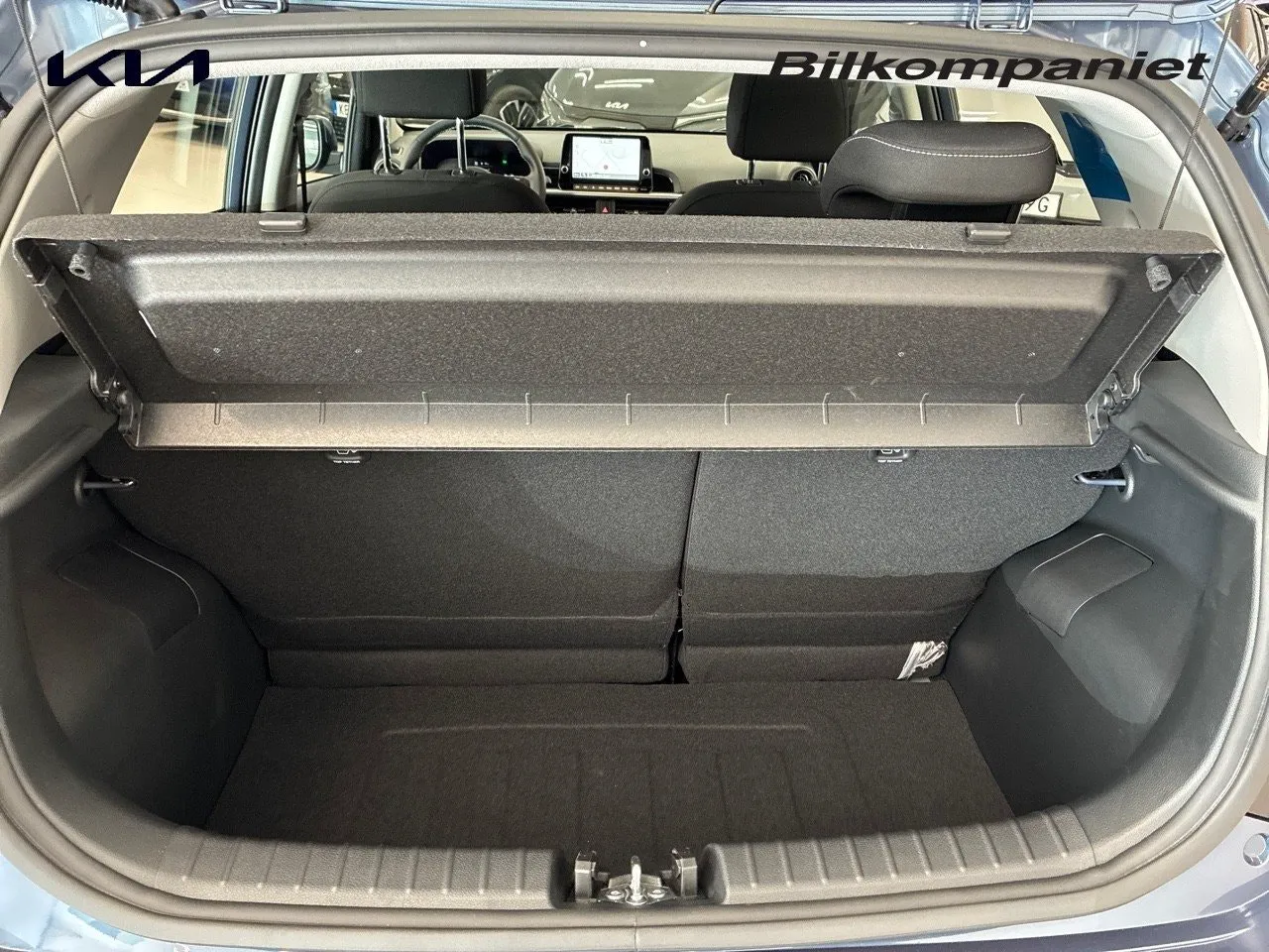 Vehicle image 20