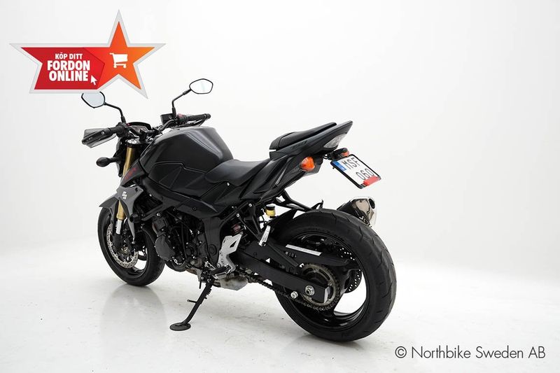 Suzuki GSR bild 9