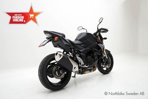 Suzuki GSR bild 6