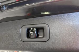 Mercedes E300 bild 12