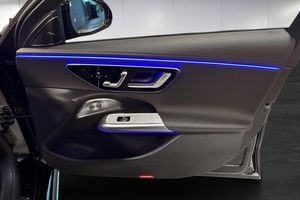 Mercedes E300 bild 17