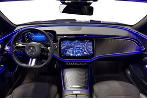 Mercedes E300 bild 10