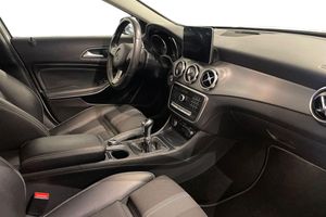 Mercedes GLA180 bild 18