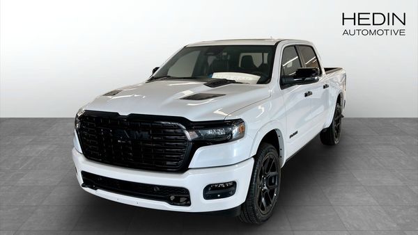 RAM 1500 LARAMIE NIGHT PREMIUM KAMPANJ 0% Ränta - 2025