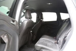 Ford Kuga bild 23