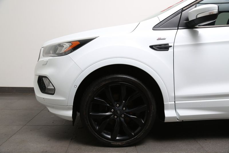 Ford Kuga bild 6