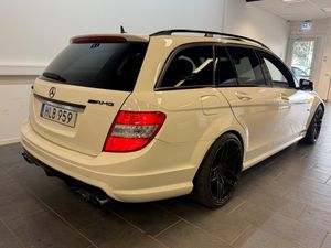 Mercedes C63 AMG bild 17
