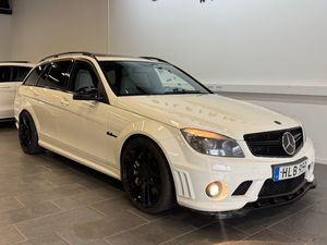 Mercedes C63 AMG bild 2