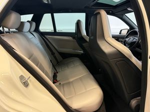 Mercedes C63 AMG bild 11