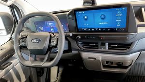 Ford Custom bild 4