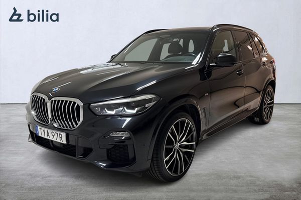 BMW X5 xDrive30d M-Sport / SE SPEC / Luftfjädring / Innovation - 2021