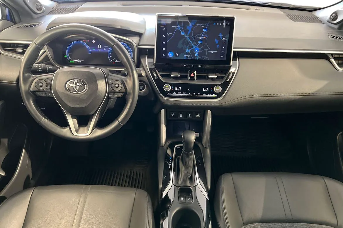 Vehicle image 9