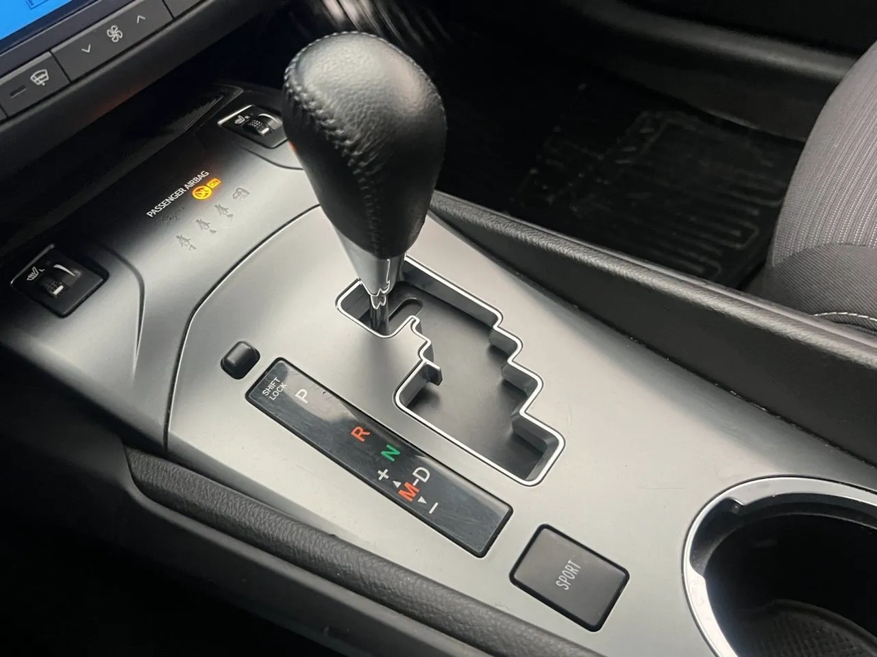Vehicle image 21