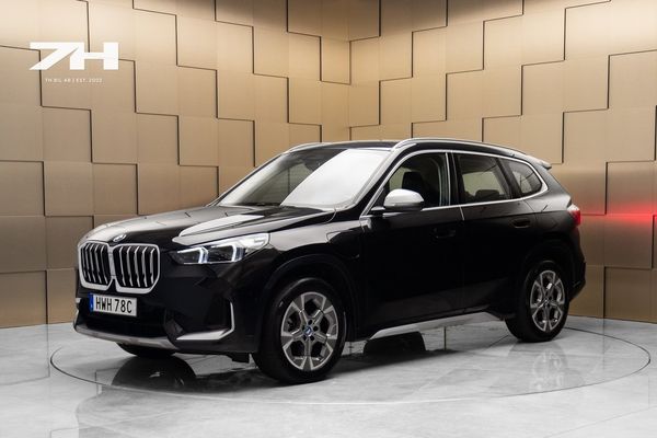 BMW X1 xDrive25e xLine Premium / Kamera / Farthållare / Drag - 2024
