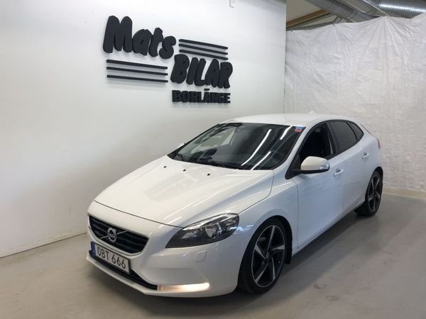 Volvo V40 D2 Kinetic Manuell 115 Hk - 2014