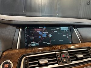 BMW 750 bild 16