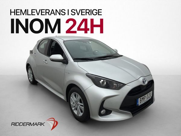 Toyota Yaris Hybrid Active Endast 0,28l/mil Carplay Kamera - 2020