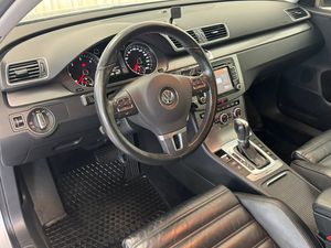Volkswagen Passat bild 7