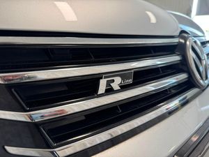 Volkswagen Passat bild 26
