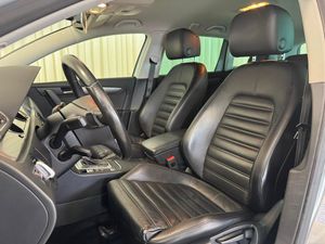 Volkswagen Passat bild 8