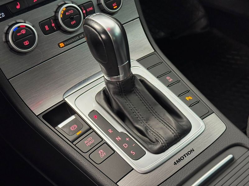 Volkswagen Passat bild 13
