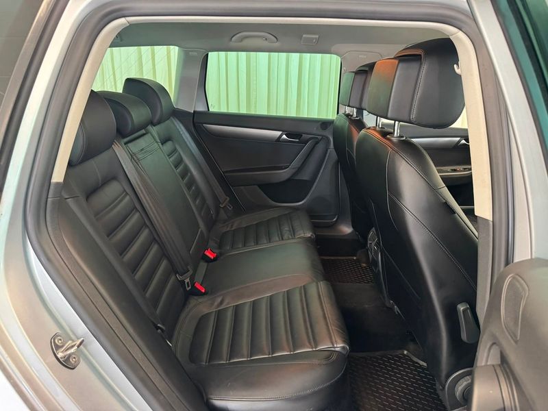 Volkswagen Passat bild 23