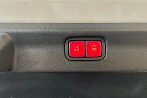 Mercedes EQE350 bild 15