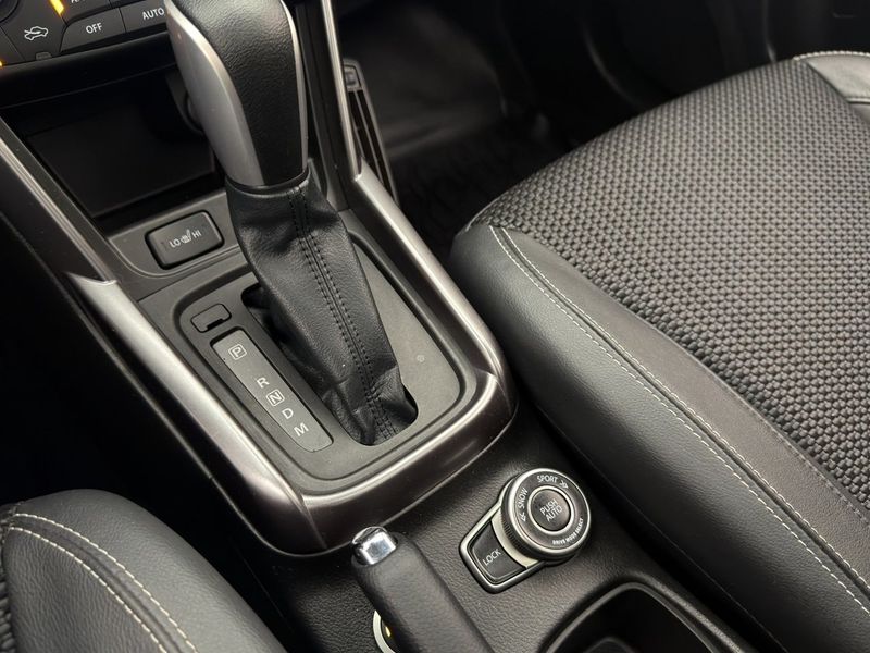 Suzuki S-CROSS bild 23