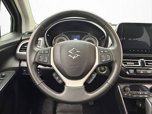 Suzuki S-CROSS bild 13