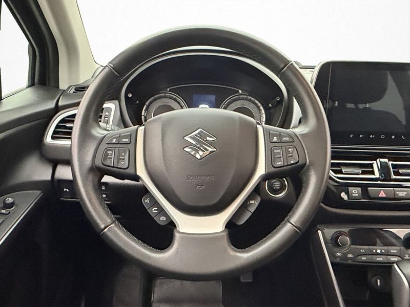 Suzuki S-CROSS bild 13