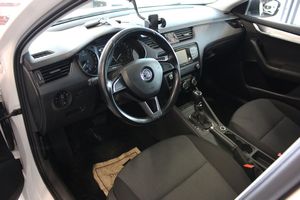 Skoda Octavia bild 2