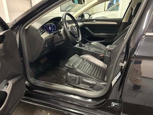 Volkswagen Passat bild 8