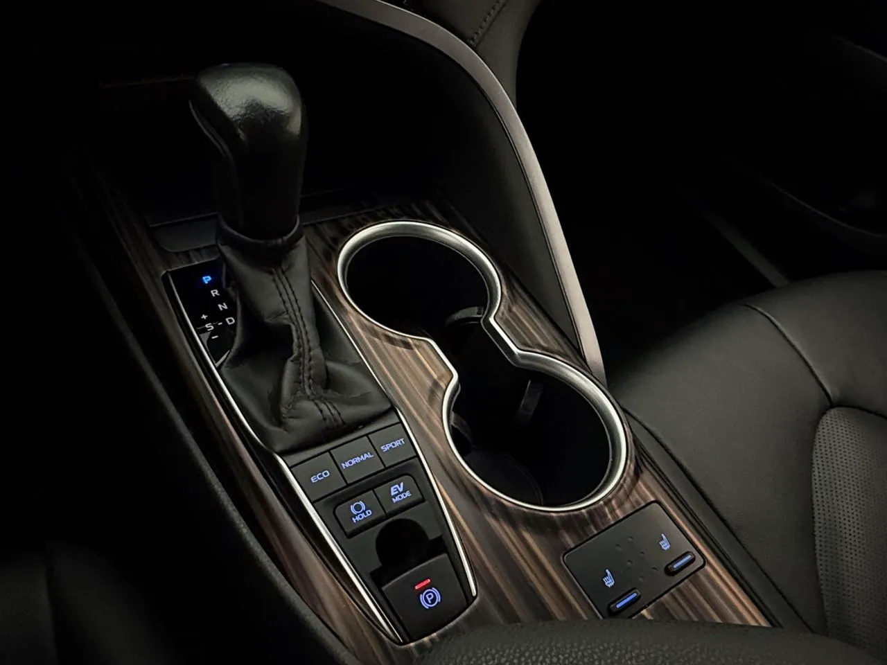 Vehicle image 22