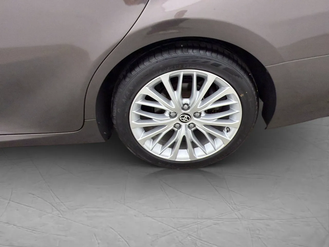 Vehicle image 30