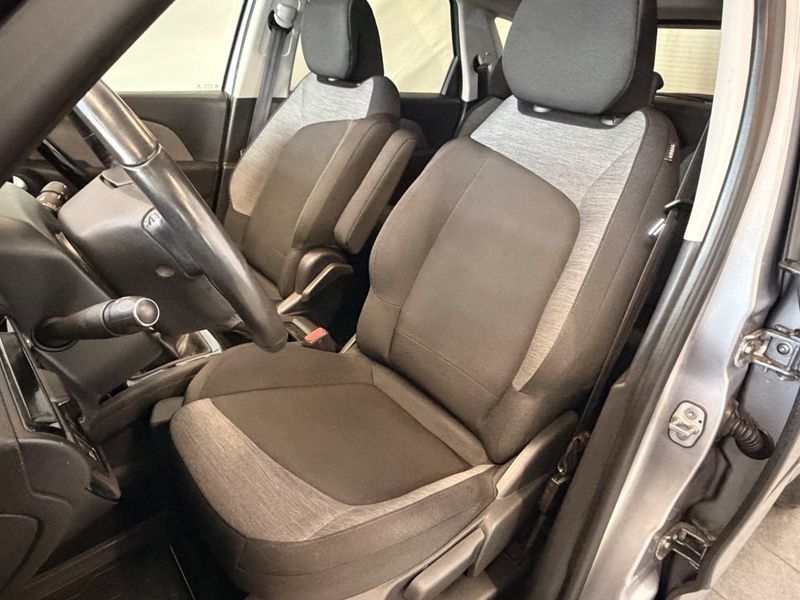 Citroen C4 Picasso bild 8