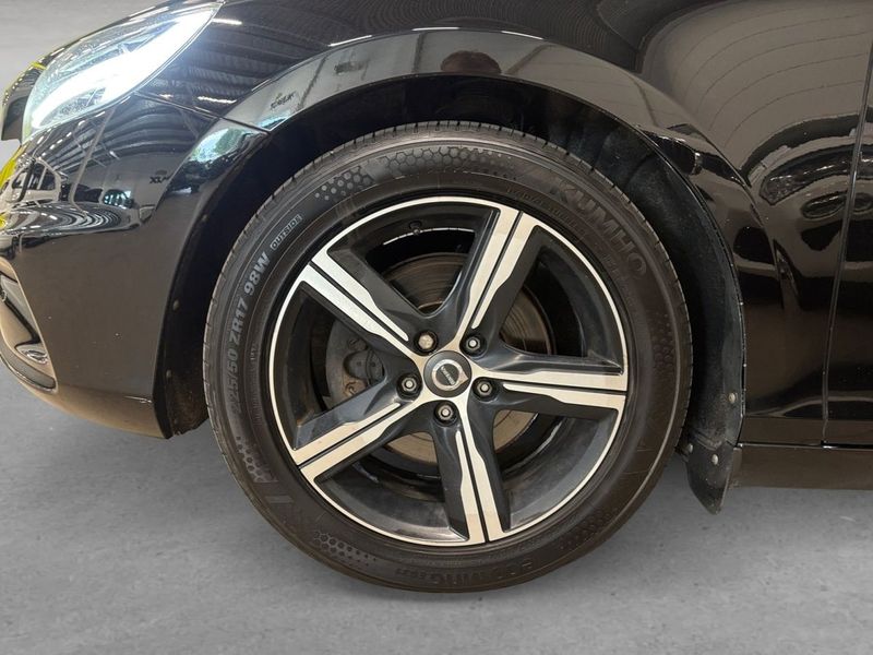 Volvo V40 bild 8