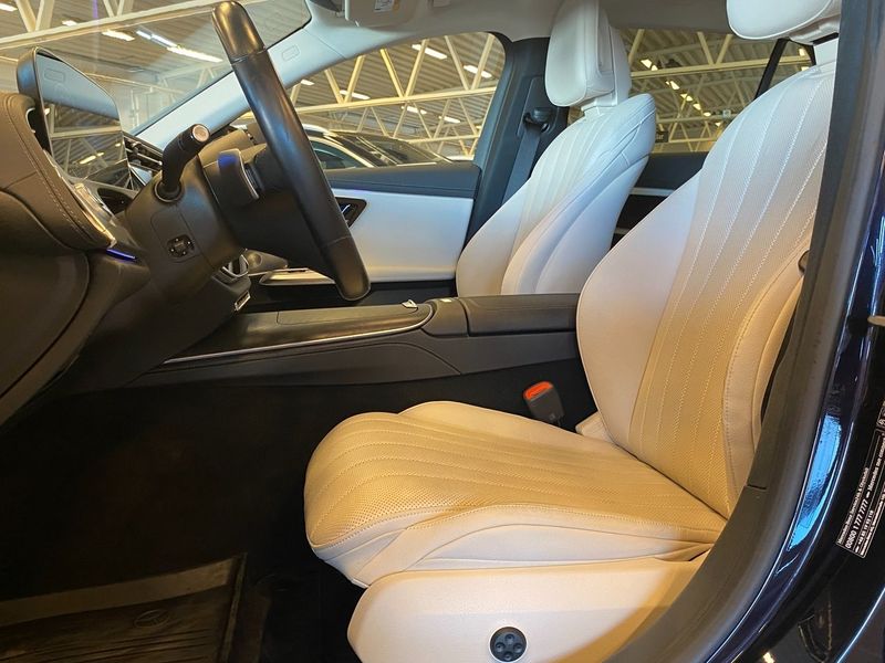 Mercedes E300 bild 9