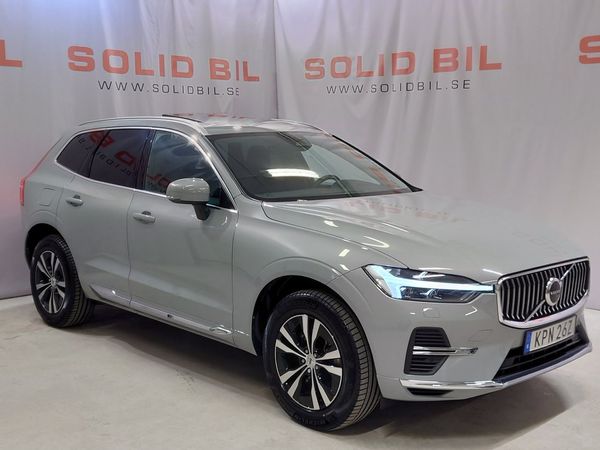 Volvo XC60 T6 AWD Core Special Edition Panorama - 2025